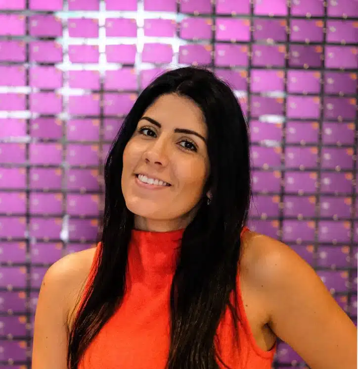 Foto de Nicolli Silva, Consumer Insights Specialist no Nubank.